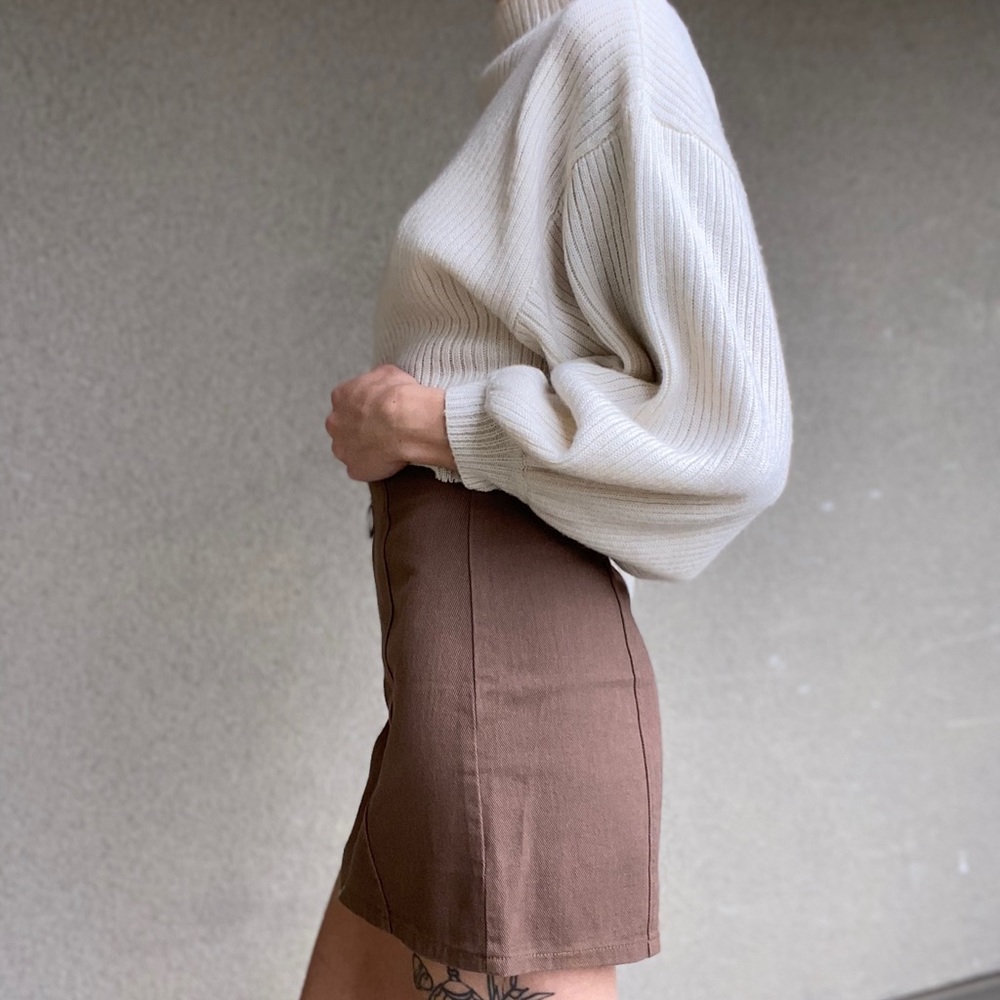 Brown denim mini skirt with O ring zipper - Picture 3 of 7